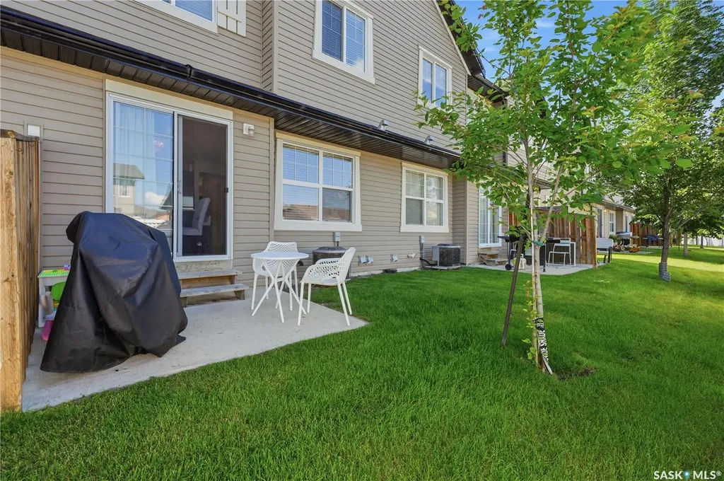 410 Ledingham Way Saskatoon SK S7V 0C4
