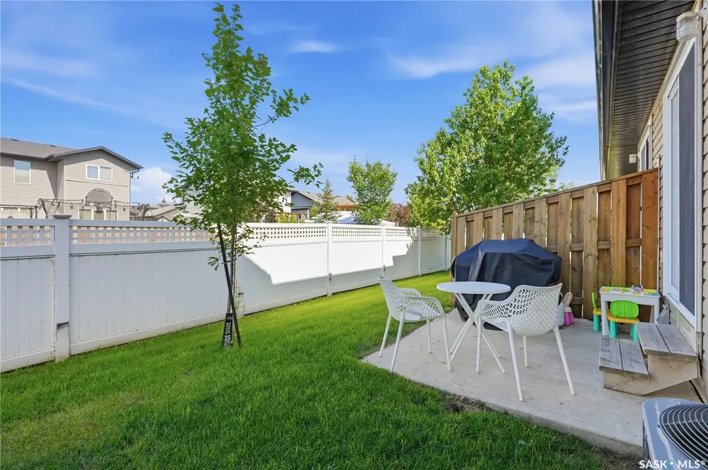 410 Ledingham Way Saskatoon SK S7V 0C4