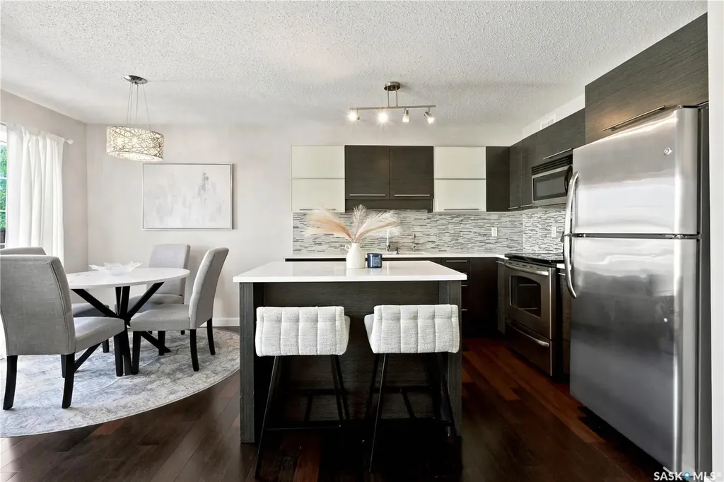 410 Ledingham Way Saskatoon SK S7V 0C4