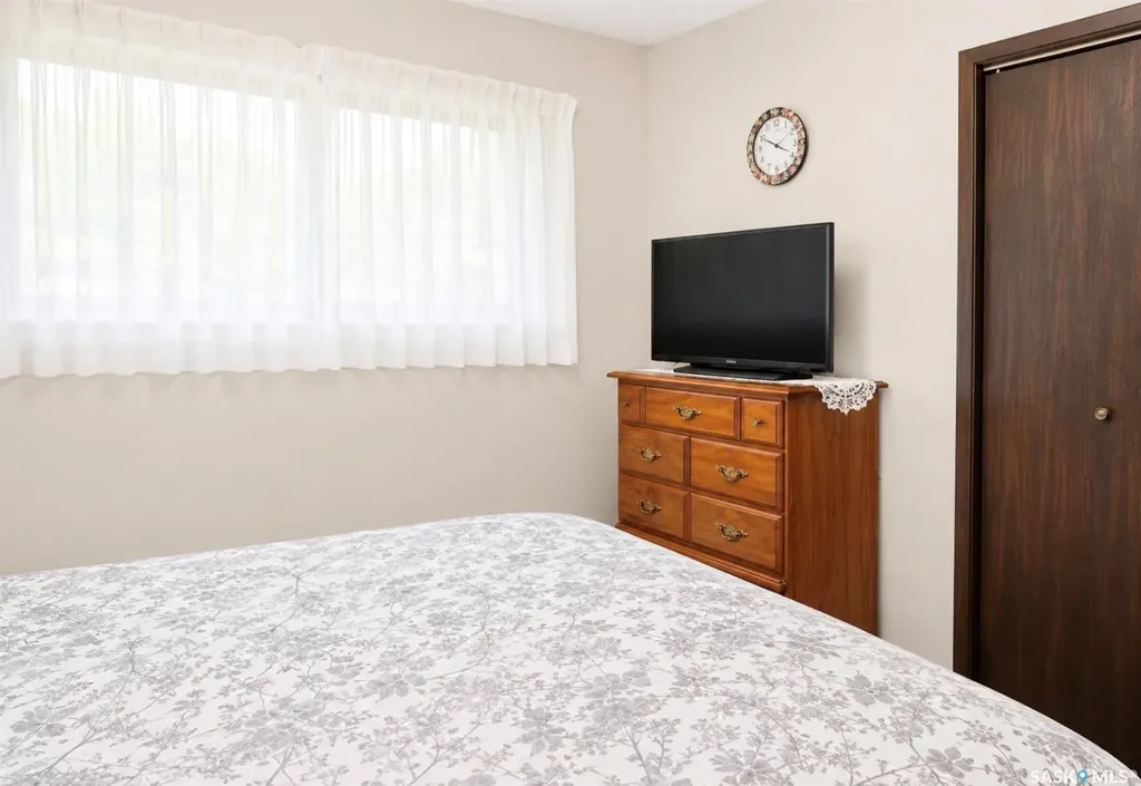 605 5th Avenue W Assiniboia SK S0H 0B0