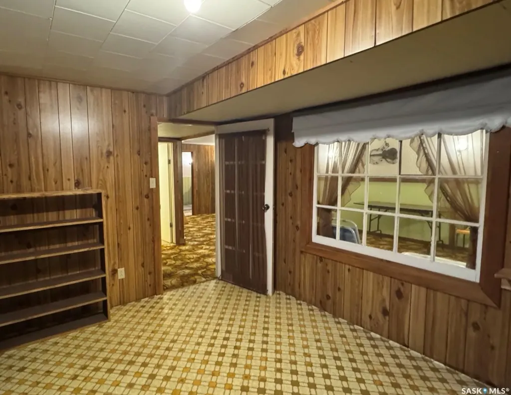 605 5th Avenue W Assiniboia SK S0H 0B0