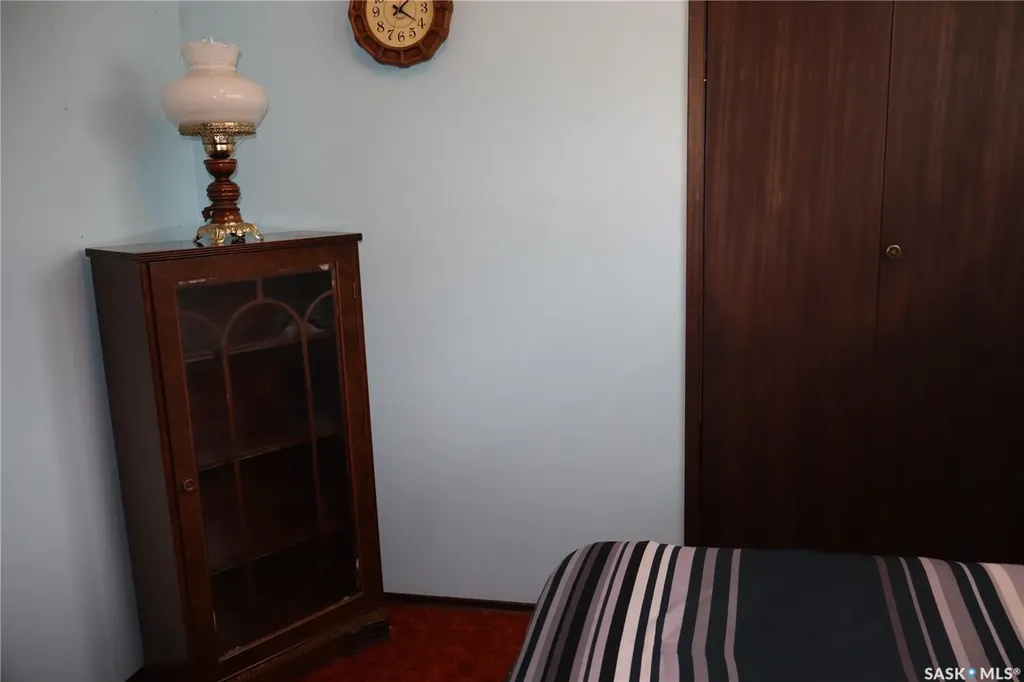 605 5th Avenue W Assiniboia SK S0H 0B0