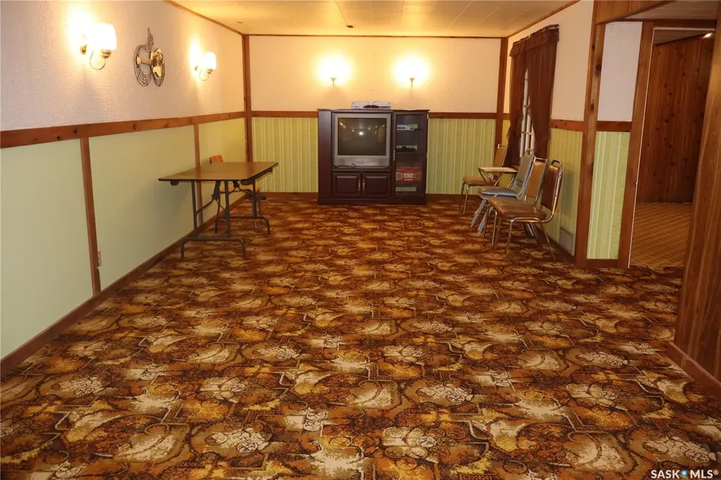 605 5th Avenue W Assiniboia SK S0H 0B0