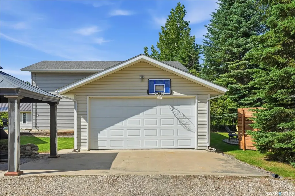 2 Steen Place Candle Lake SK S0J 3E0
