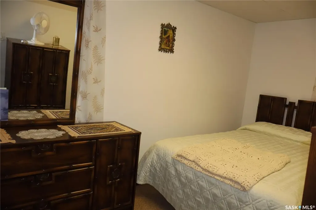 407 7th Avenue E Assiniboia SK S0H 0B0