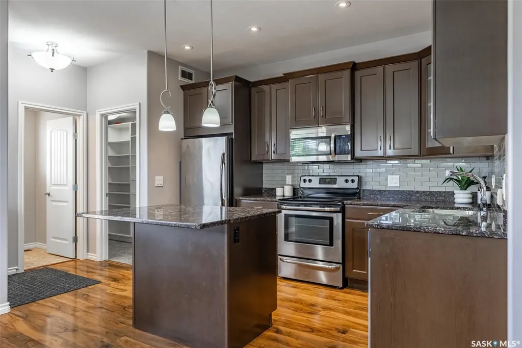 854 Stensrud Road Saskatoon SK S7W 0M9