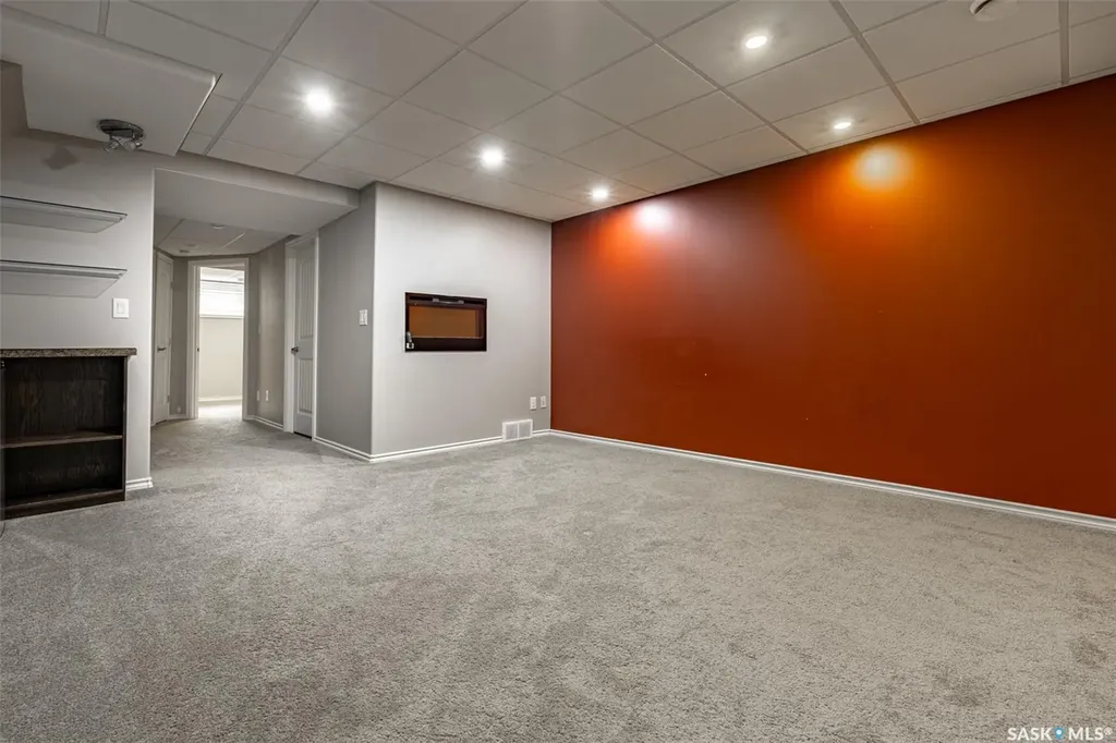 854 Stensrud Road Saskatoon SK S7W 0M9