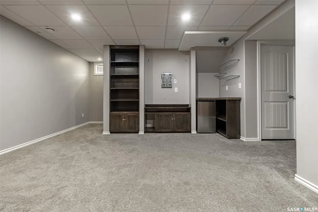 854 Stensrud Road Saskatoon SK S7W 0M9