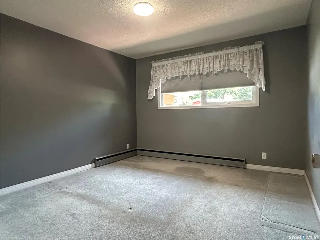400 Gallaway Street Estevan SK S4A 0A9