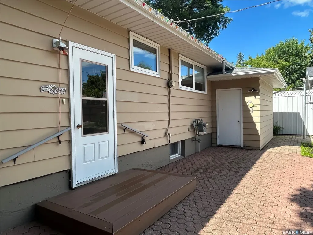 400 Gallaway Street Estevan SK S4A 0A9