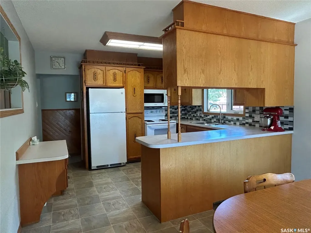 400 Gallaway Street Estevan SK S4A 0A9