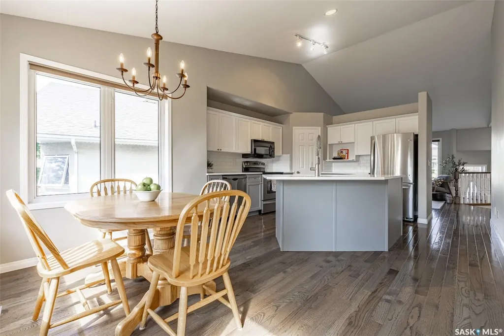 627 Budz Crescent Saskatoon SK S7N 4N4