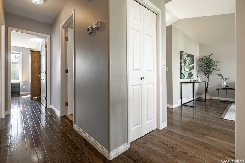 627 Budz Crescent Saskatoon SK S7N 4N4