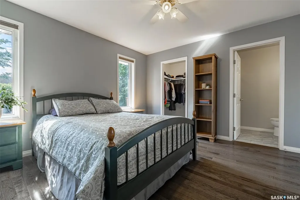 627 Budz Crescent Saskatoon SK S7N 4N4