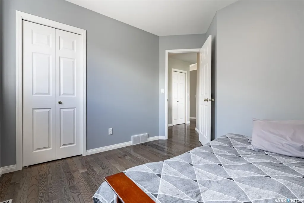 627 Budz Crescent Saskatoon SK S7N 4N4