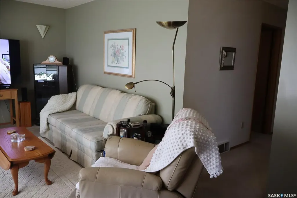 1010 Granville Avenue Assiniboia SK S0H 0B0