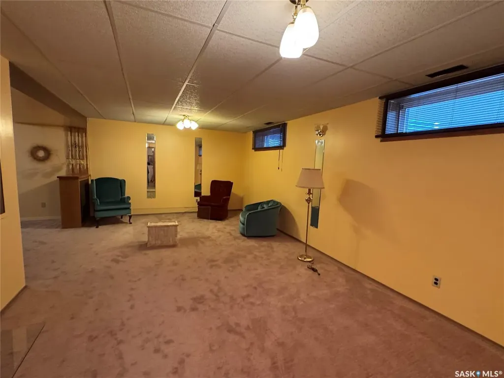 1010 Granville Avenue Assiniboia SK S0H 0B0