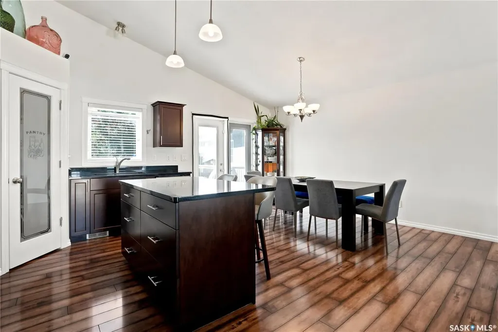 1114 Rempel Place Saskatoon SK S7T 0M2