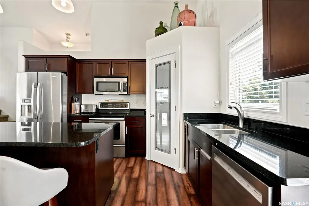 1114 Rempel Place Saskatoon SK S7T 0M2