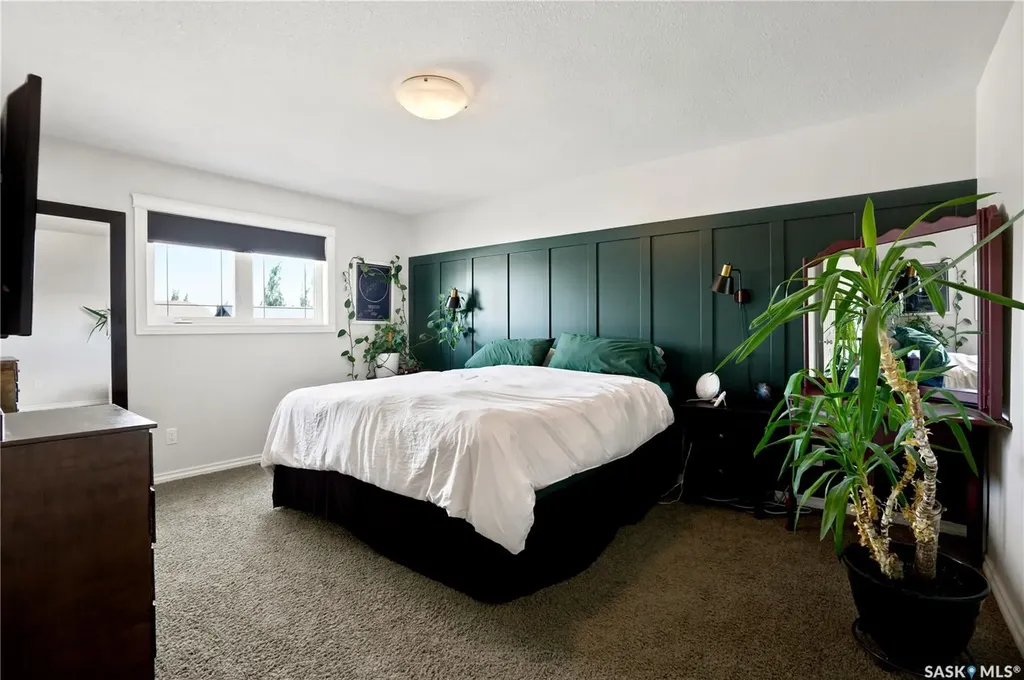 1114 Rempel Place Saskatoon SK S7T 0M2