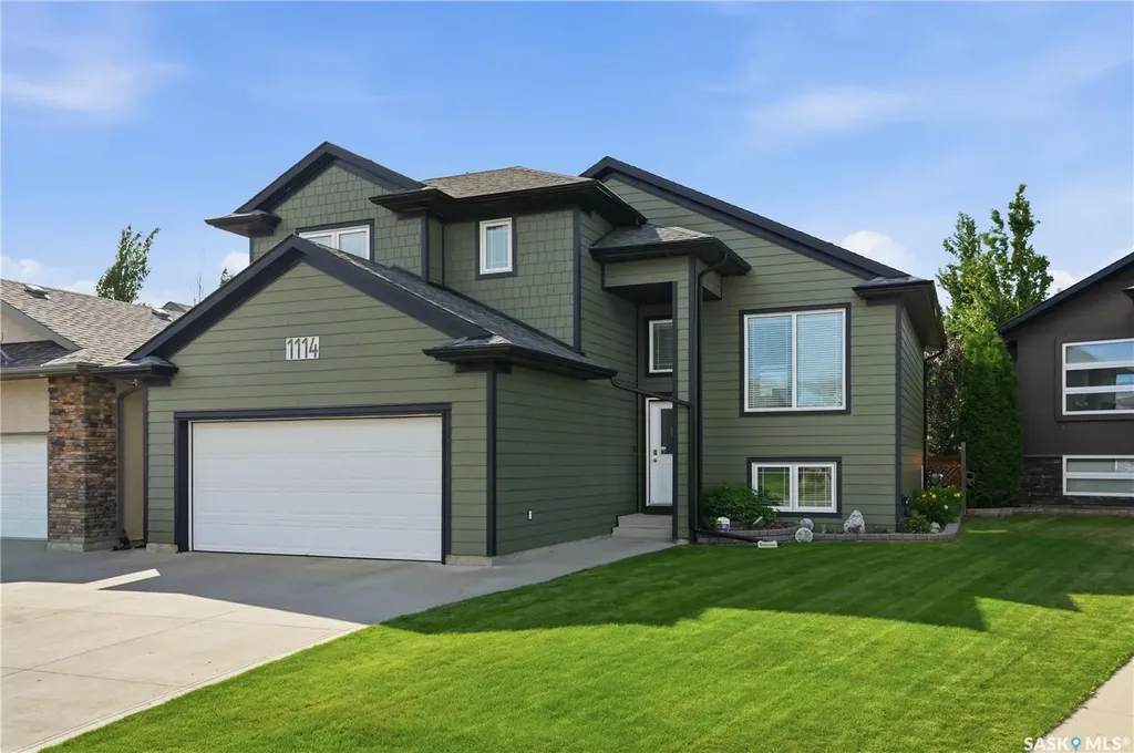 1114 Rempel Place Saskatoon SK S7T 0M2
