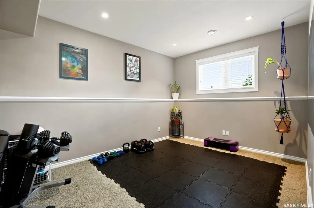 1114 Rempel Place Saskatoon SK S7T 0M2