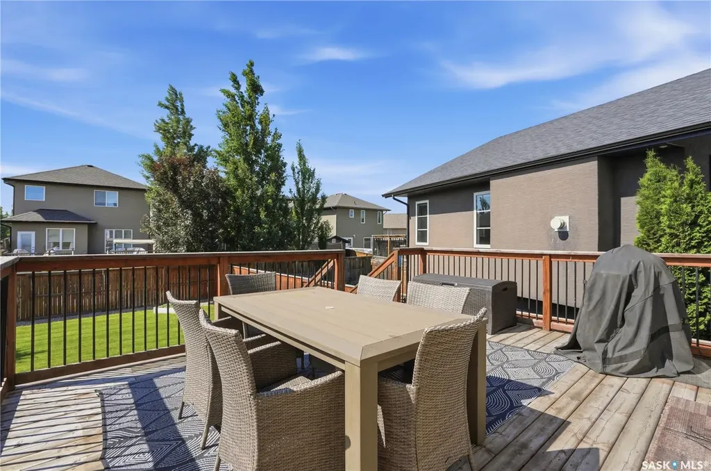 1114 Rempel Place Saskatoon SK S7T 0M2