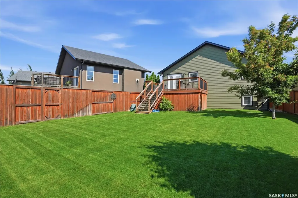 1114 Rempel Place Saskatoon SK S7T 0M2