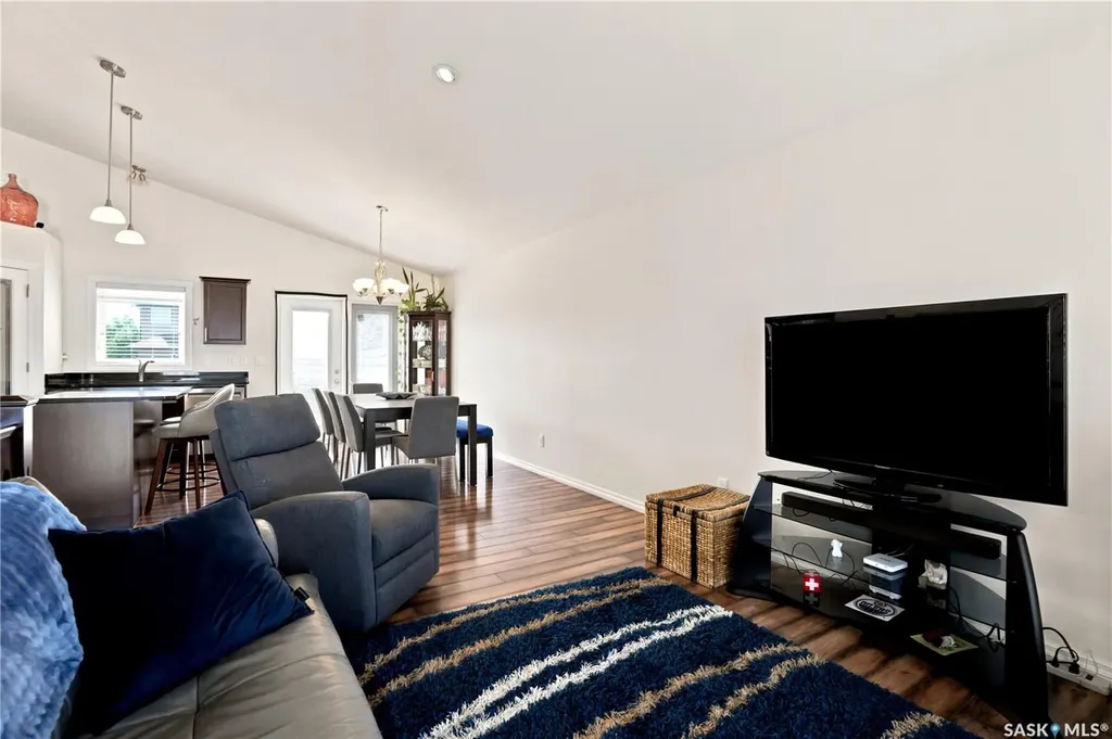 1114 Rempel Place Saskatoon SK S7T 0M2