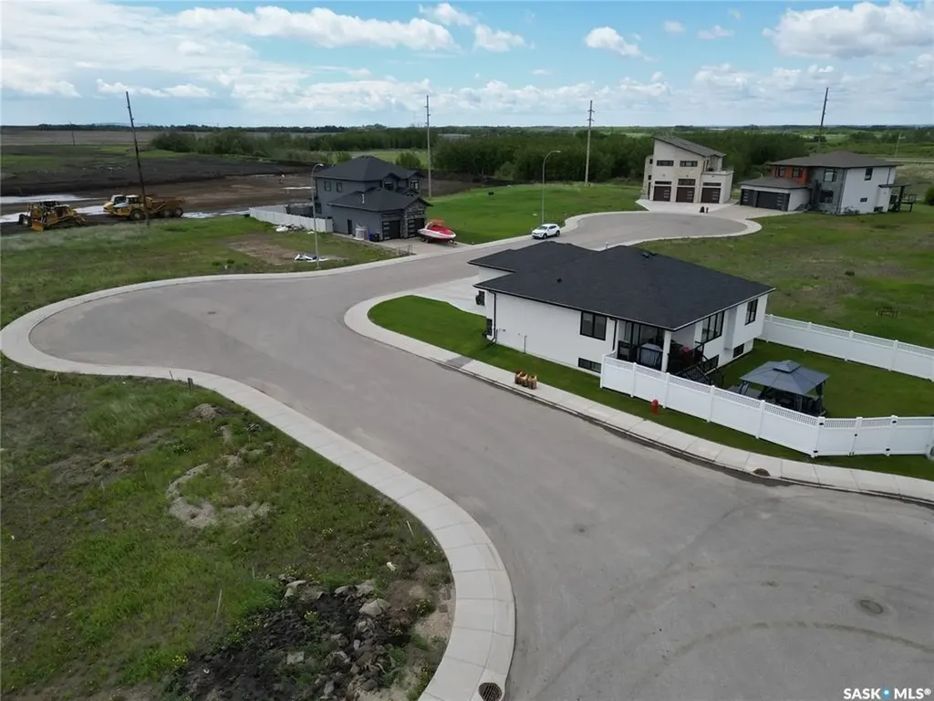 821 Kerr Cove Prince Albert SK S6W 0A3