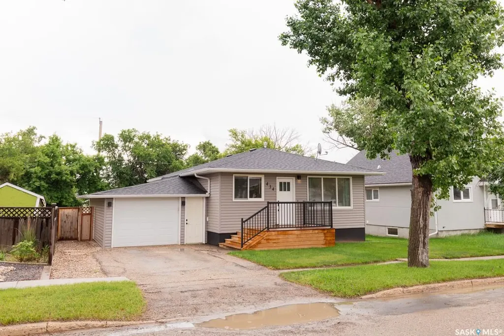 434 Columbia Avenue Kerrobert SK S0L 1R0