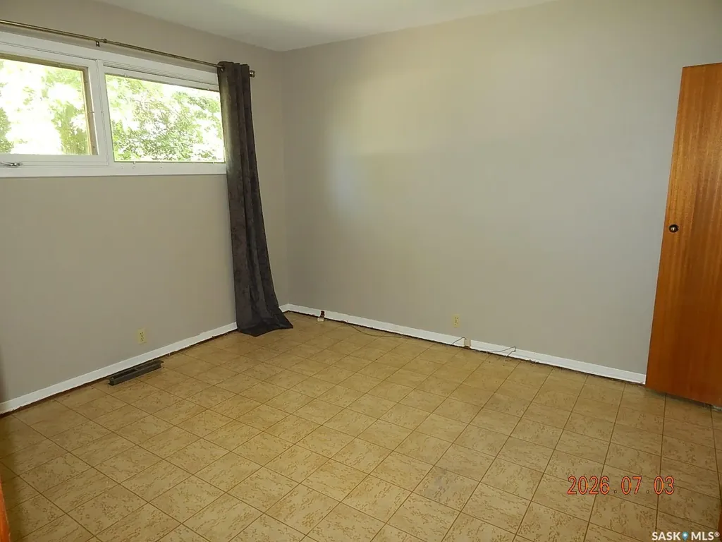 710 3rd Street E Assiniboia SK S0H 0B0