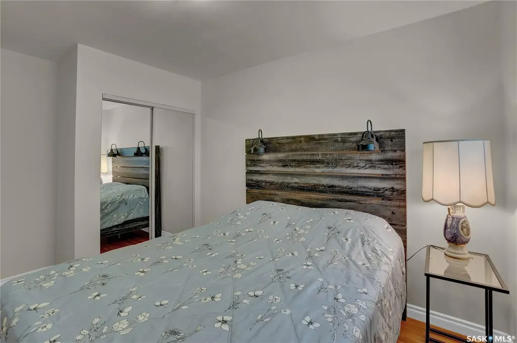 3 Dolphin Bay Regina SK S4S 3J7