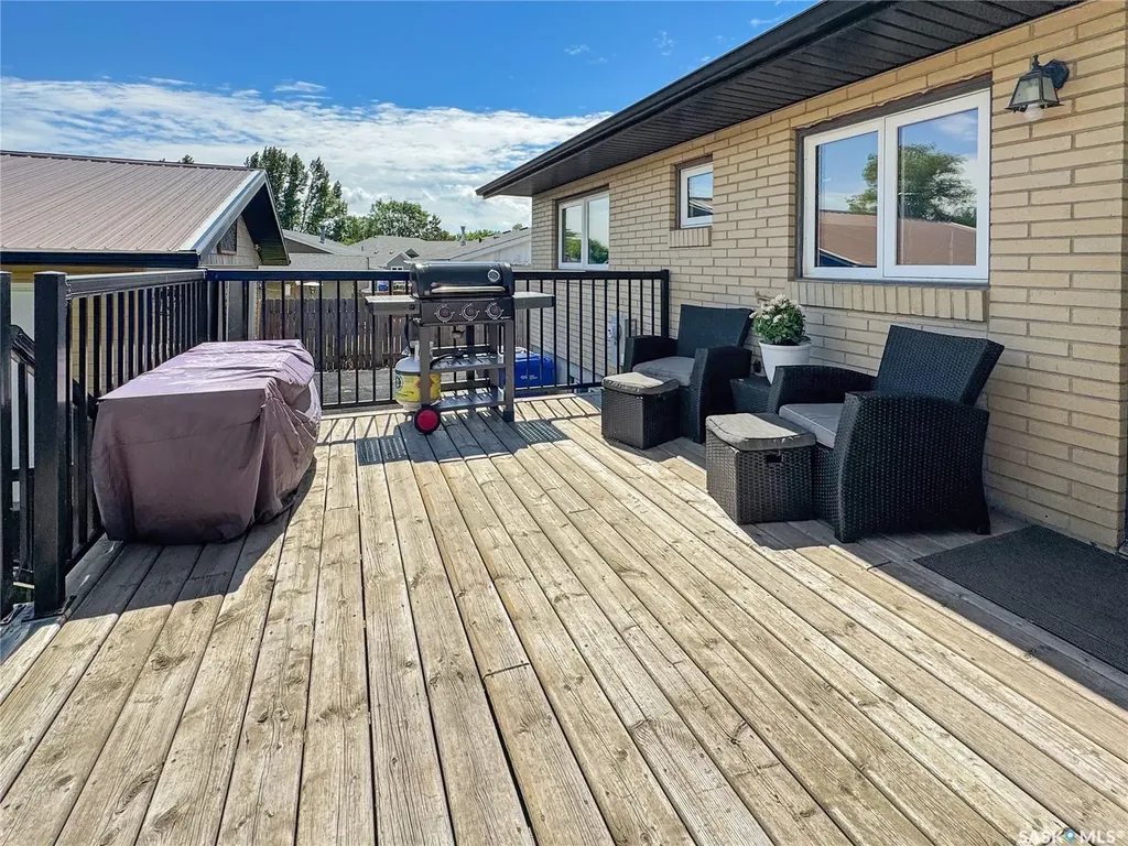 1772 Centennial Crescent North Battleford SK S9A 3J3