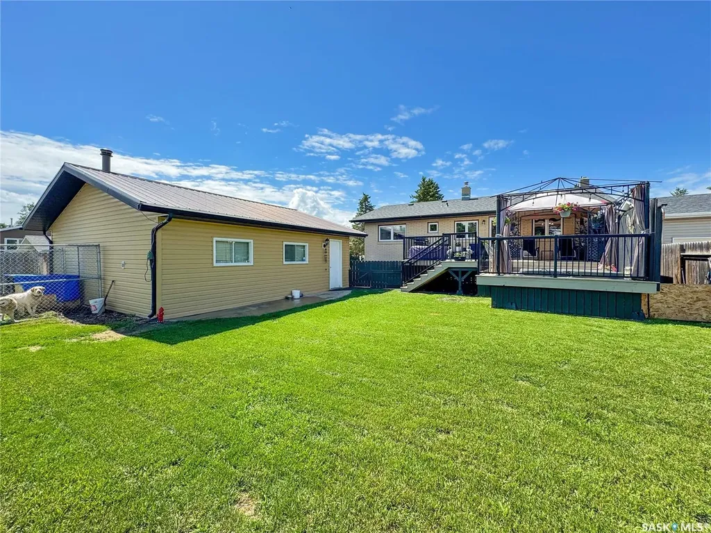 1772 Centennial Crescent North Battleford SK S9A 3J3