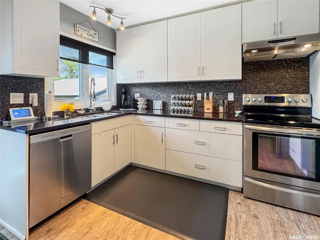 1772 Centennial Crescent North Battleford SK S9A 3J3