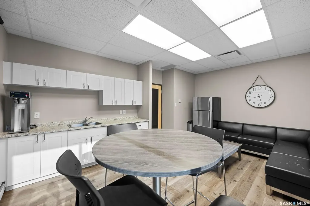 1854 Mcintyre Street Regina SK S4P 2P9