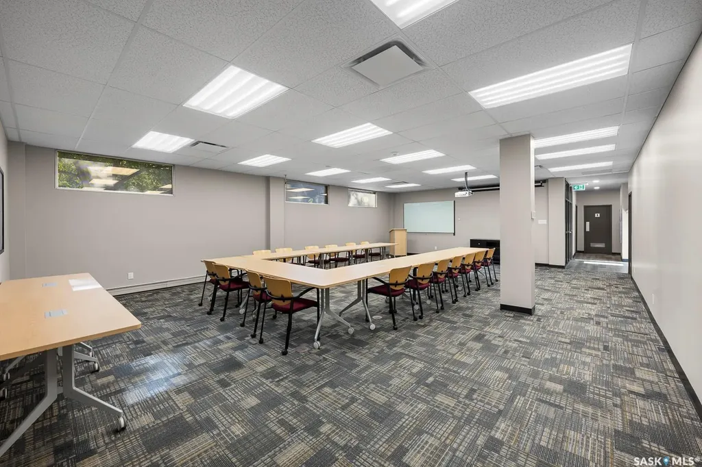1854 Mcintyre Street Regina SK S4P 2P9