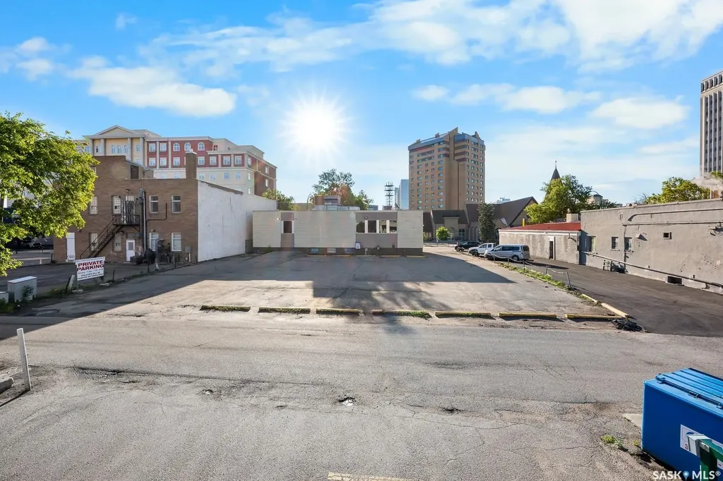 1854 Mcintyre Street Regina SK S4P 2P9