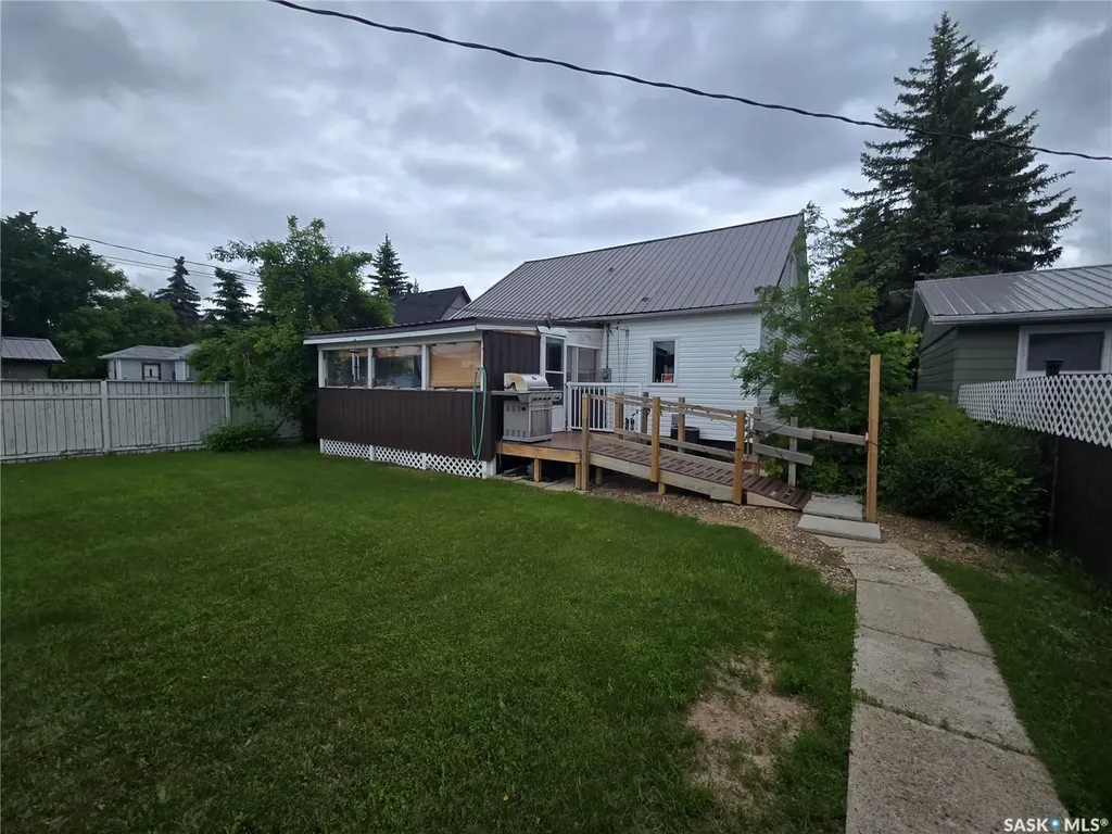 216 Scott Street Kennedy SK S0G 2R0