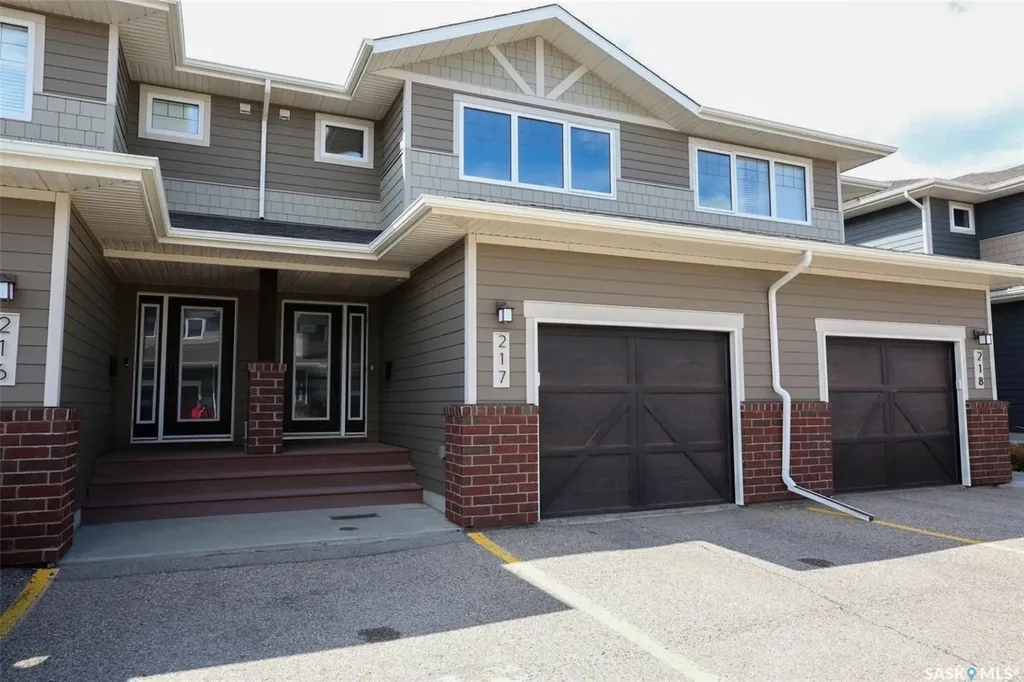 4002 Sandhill Crescent Regina SK S4V 3J1