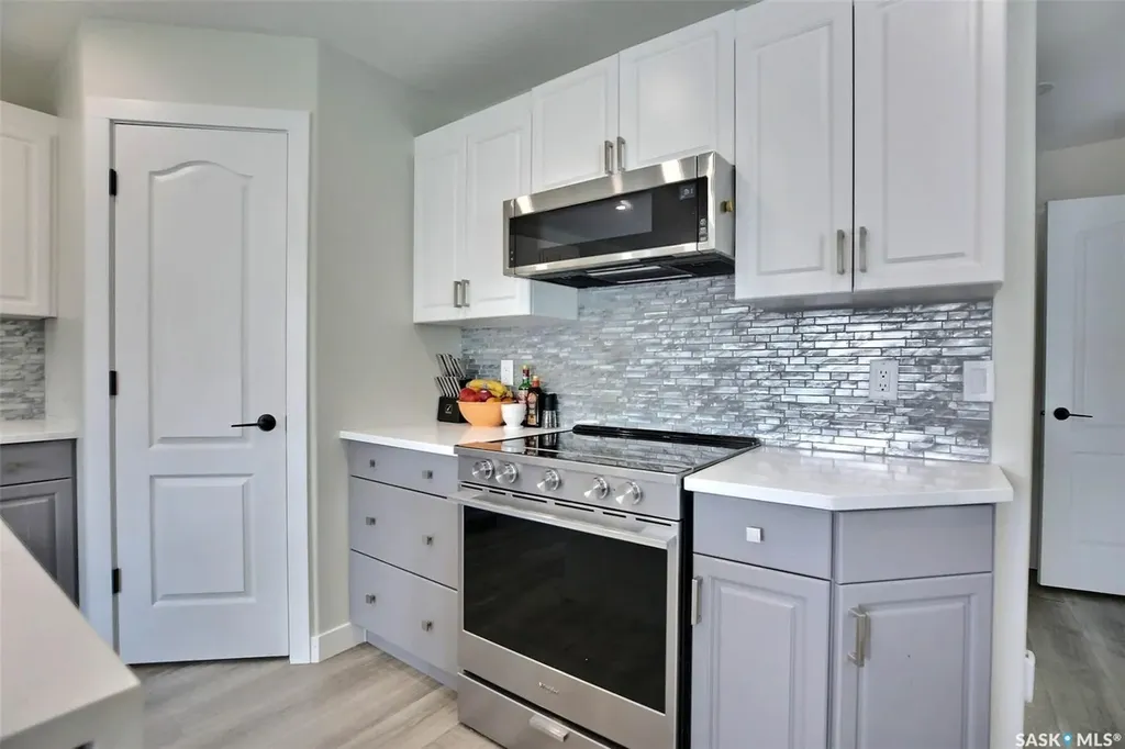 10334 Wascana Estates Regina SK S4V 2X1