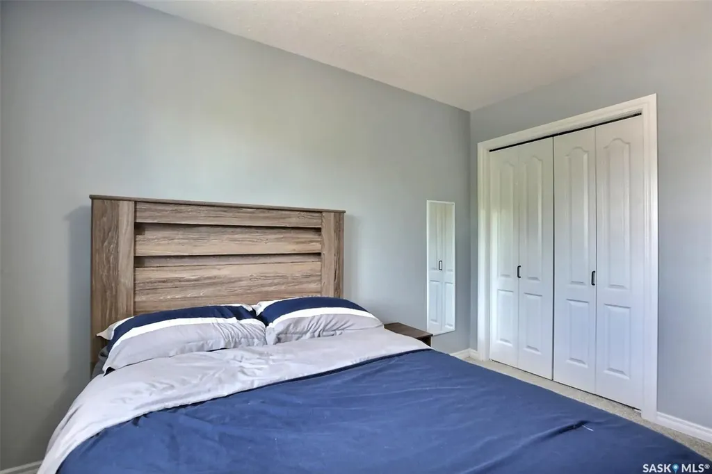 10334 Wascana Estates Regina SK S4V 2X1