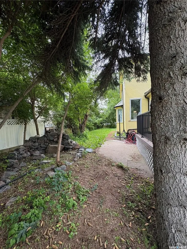 368 4th Avenue E Melville SK S0A 2P0