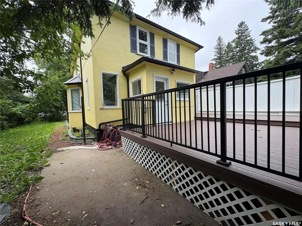368 4th Avenue E Melville SK S0A 2P0