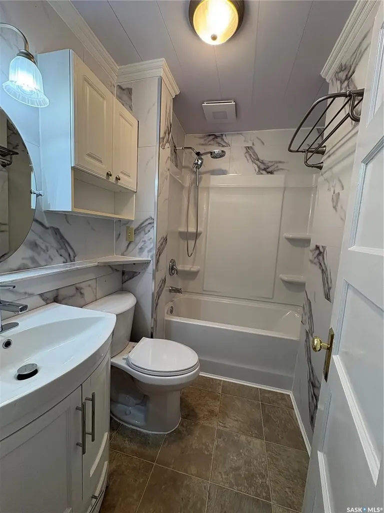 368 4th Avenue E Melville SK S0A 2P0