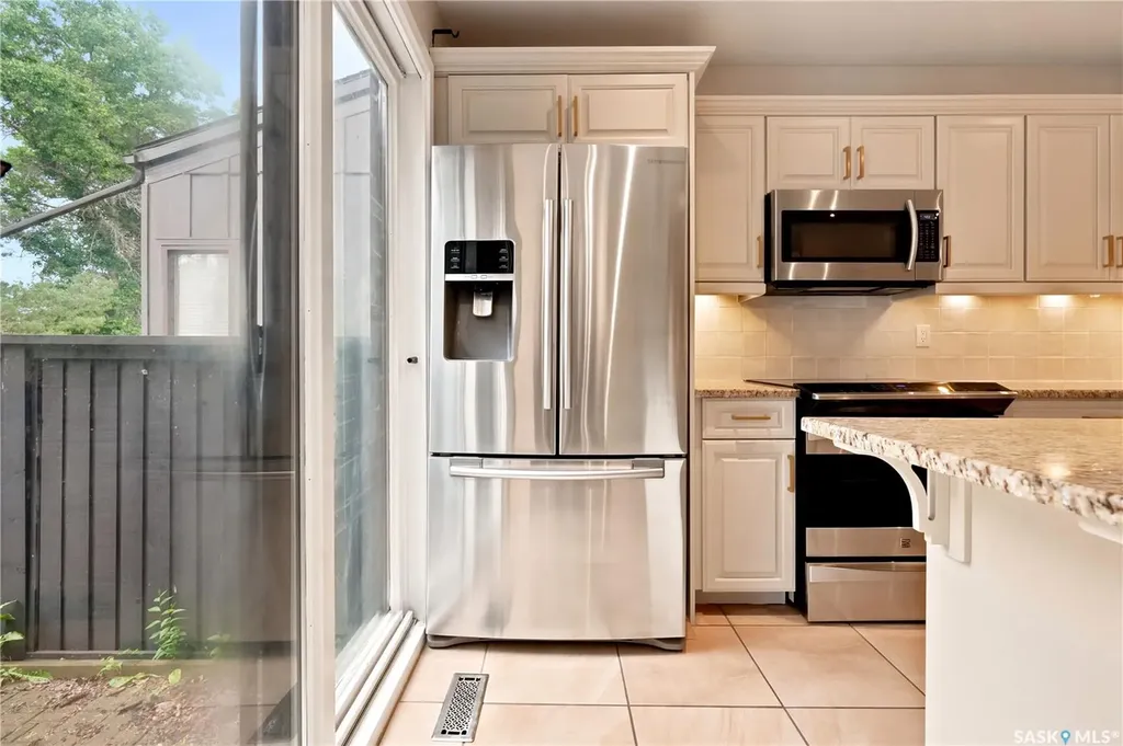 19 Martin Crescent Regina SK S4S 6L6
