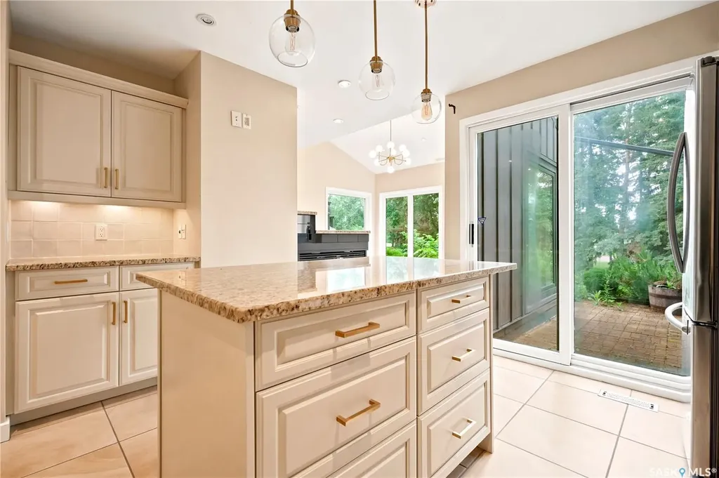 19 Martin Crescent Regina SK S4S 6L6