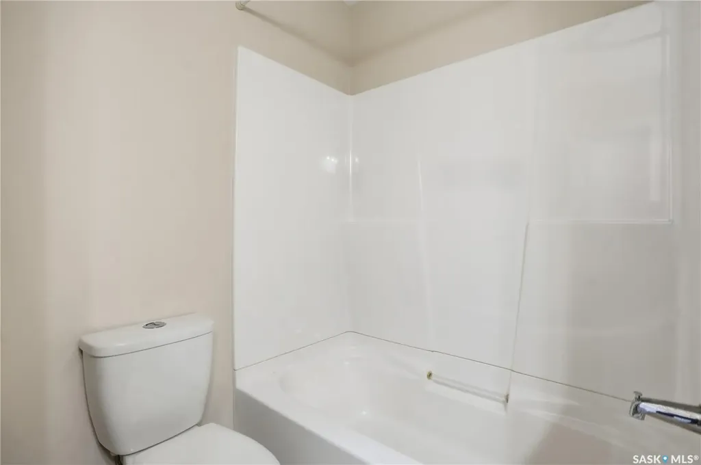 19 Martin Crescent Regina SK S4S 6L6