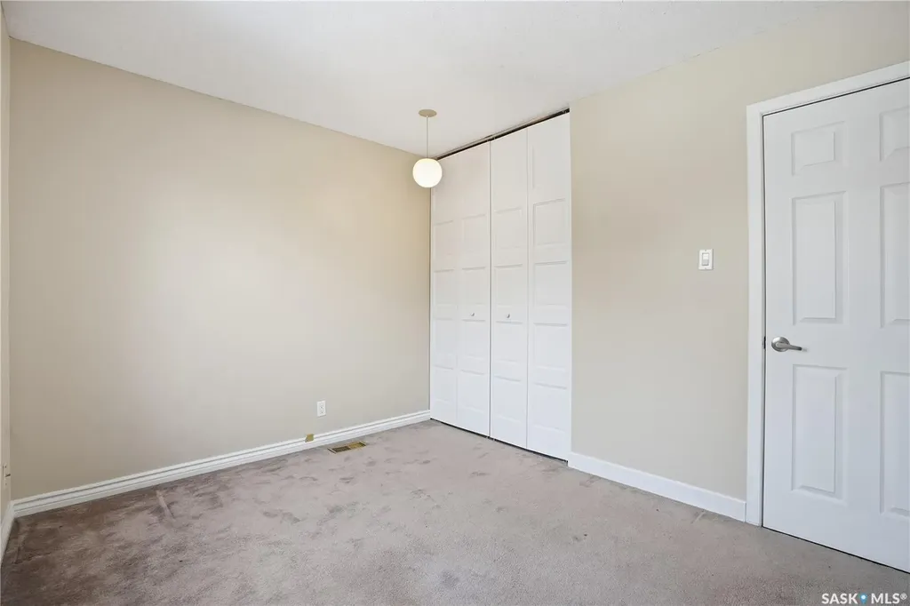 19 Martin Crescent Regina SK S4S 6L6